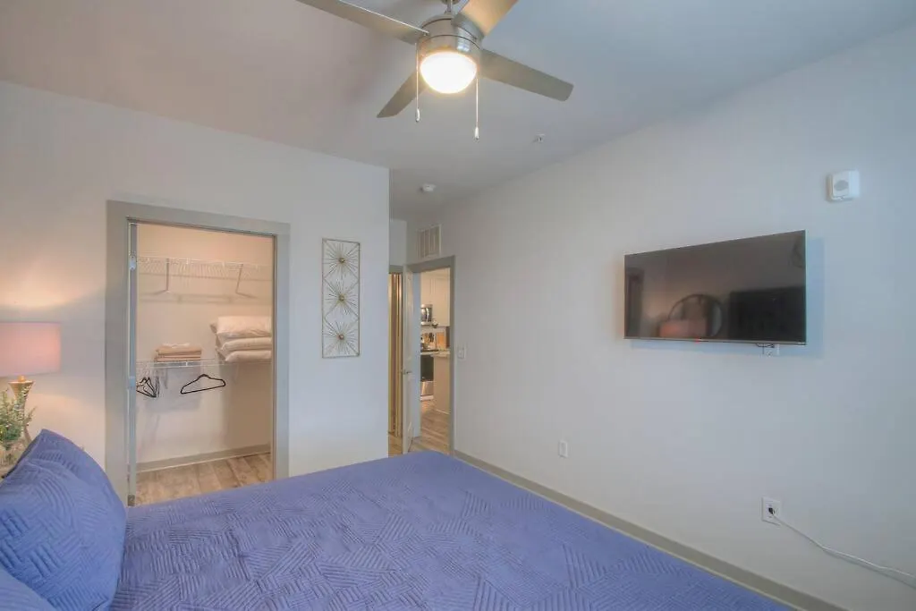 Apartment Stylish Music City Getaway 3Miles To Dwtwn Nashville