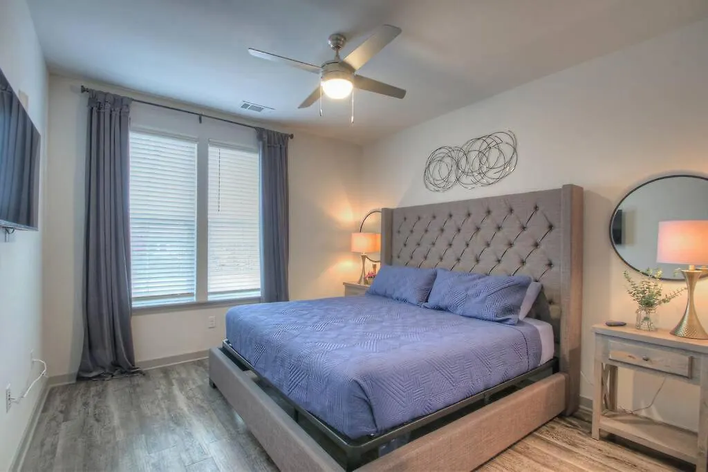 Apartment Stylish Music City Getaway 3Miles To Dwtwn Nashville United States