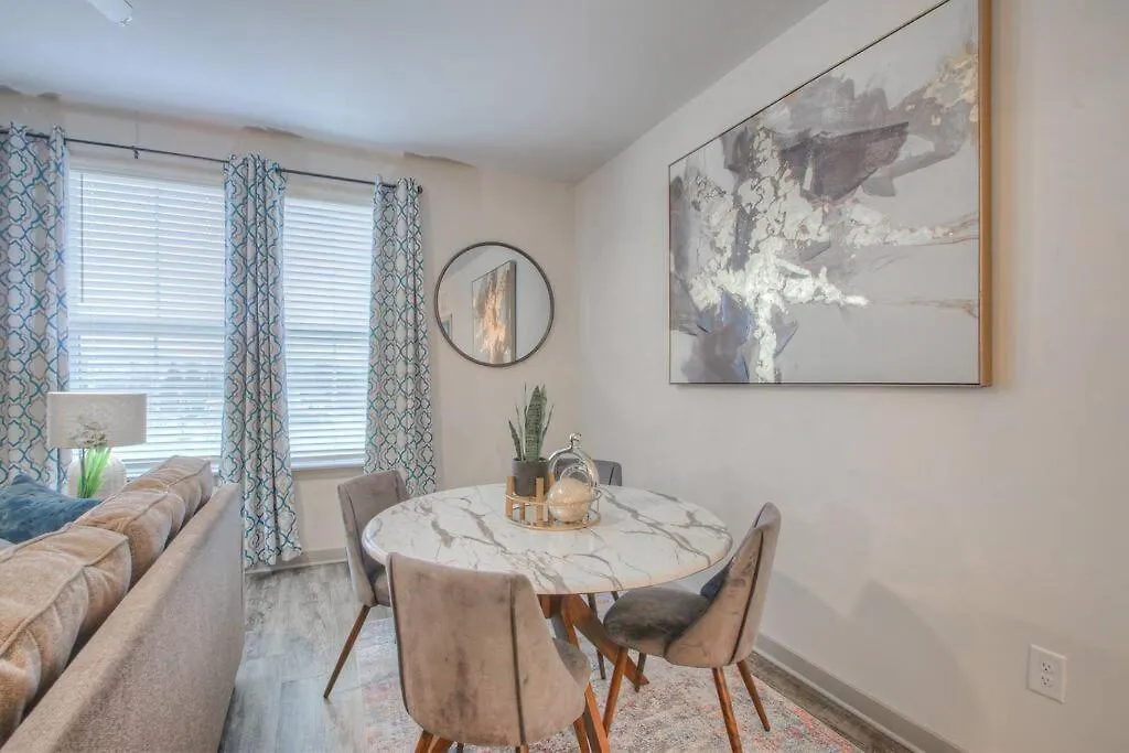 Apartment Stylish Music City Getaway 3Miles To Dwtwn Nashville United States